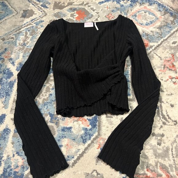 Urban Outfitters Out from Under Black Long Sleeve Wrap Sweater Top - Picture 1 of 3